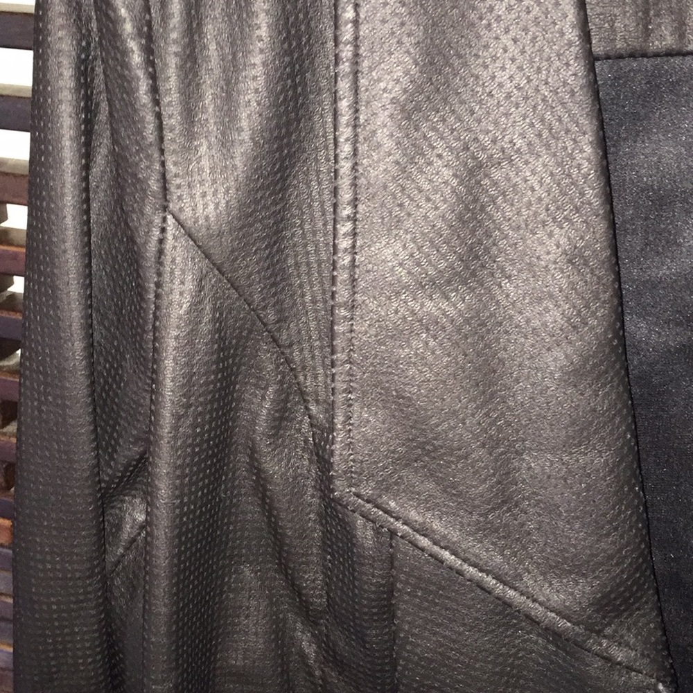 Tanjay Jacket - image 2